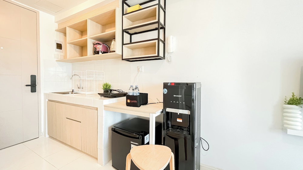 Minimalist Studio At Tokyo Riverside Pik 2 Apartment