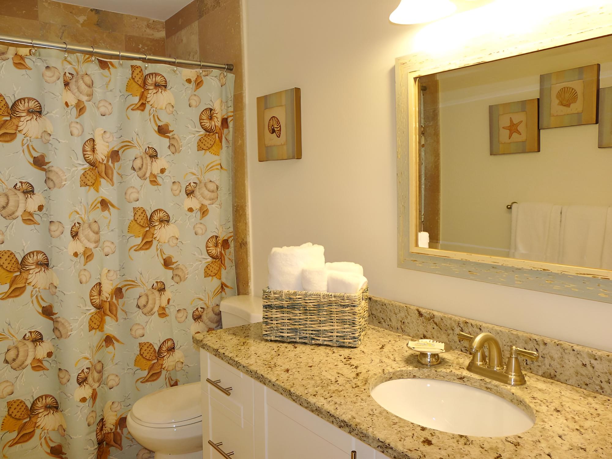 978 Spruce Avenue view 5