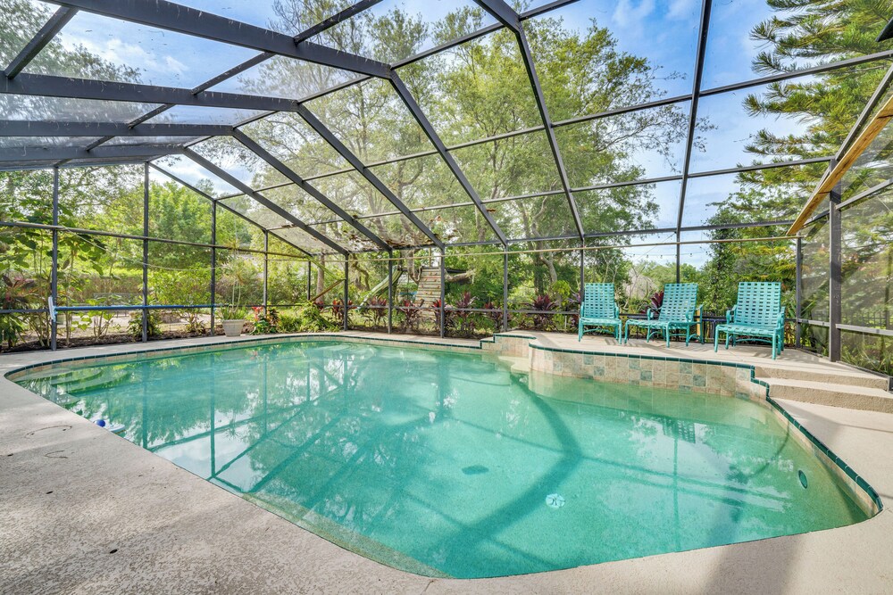 10 Mi to Disney World: Lakeside Orlando Getaway!