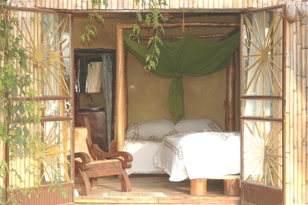 Babogaya Lake Viewpoint Lodge