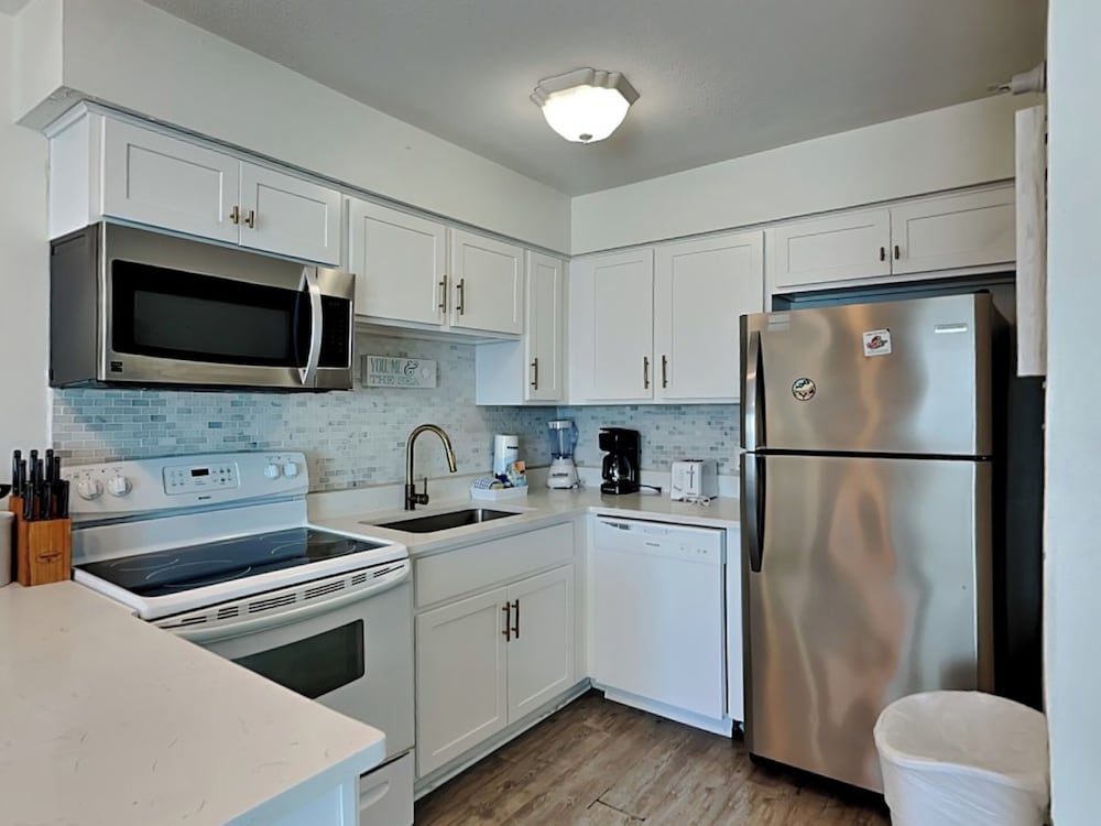 Perdido Skye #24 by Southern Vacation Rentals
