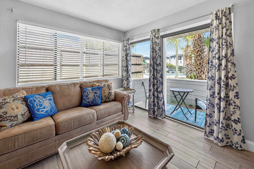 Miramar Beach Oasis - 4ppl