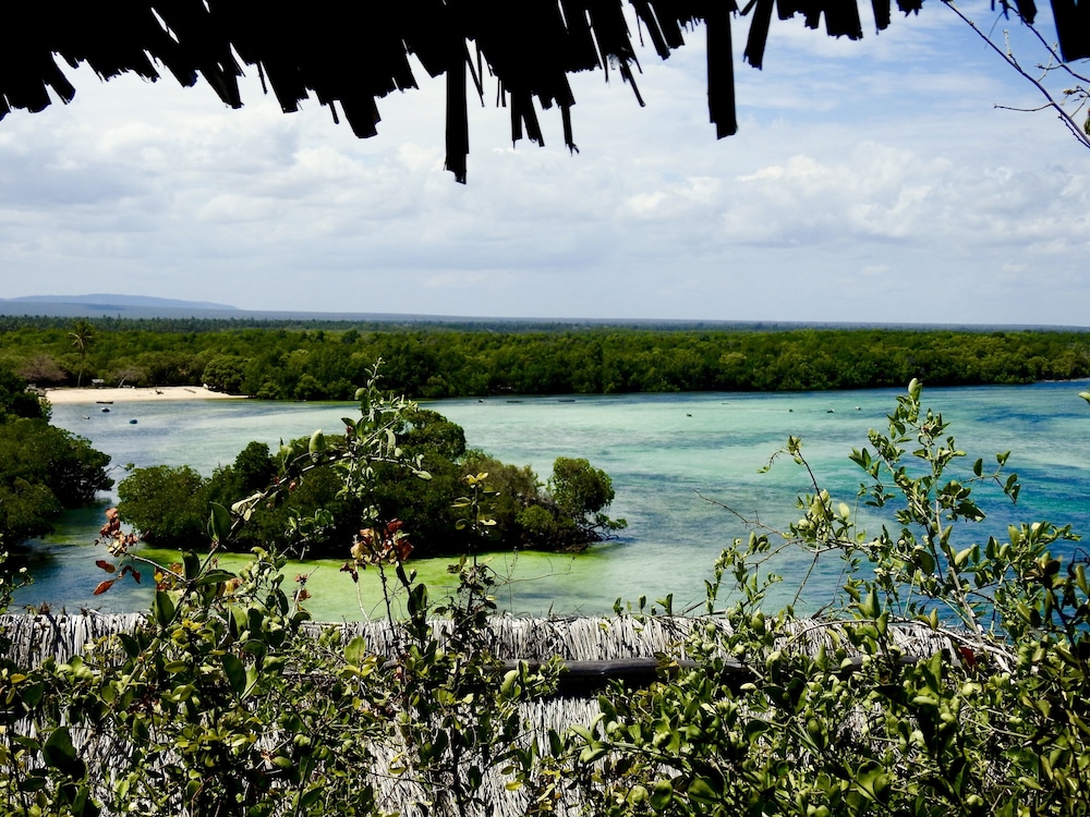 Rock and Sea Resort