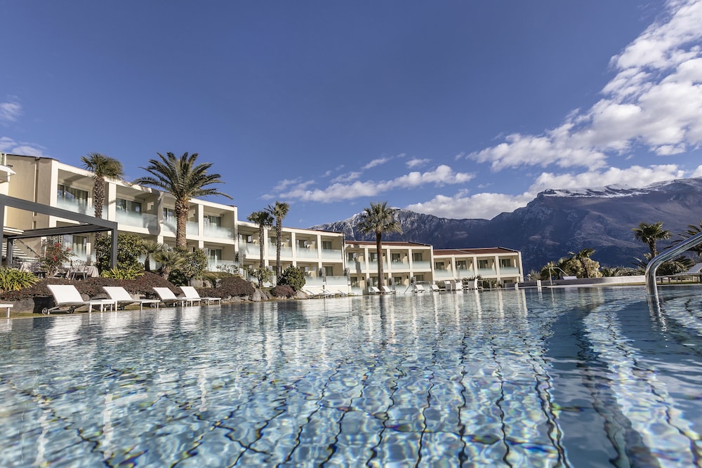 Hotel Park Hotel Imperial Centro Tao Natural Medical Spa - Image 1