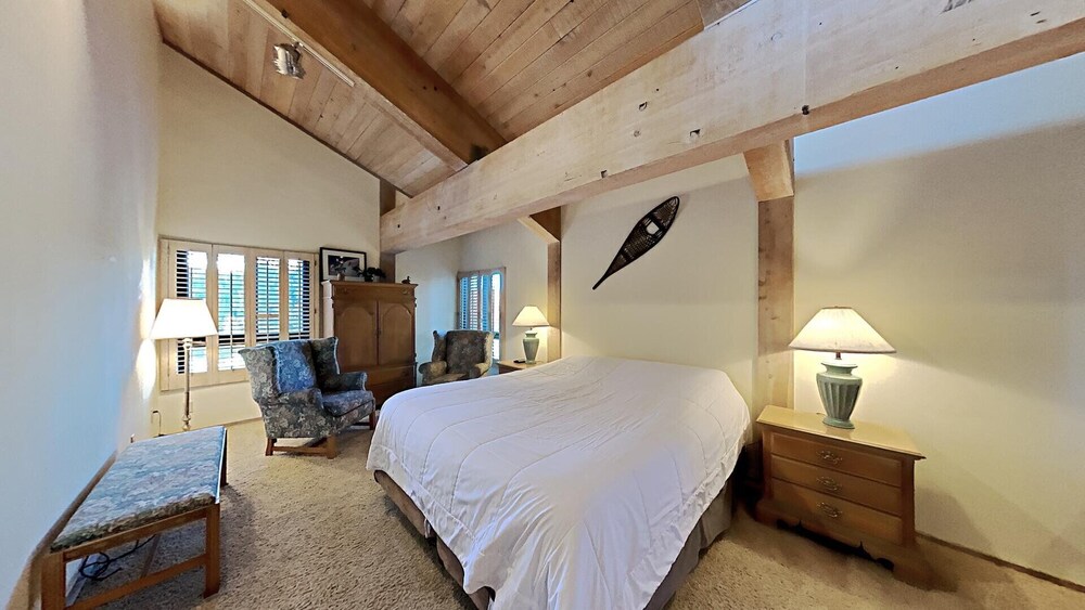 410 4 Bedroom Condo