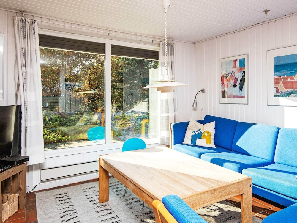 Quaint Holiday Home in Glesborg near Beach view 4