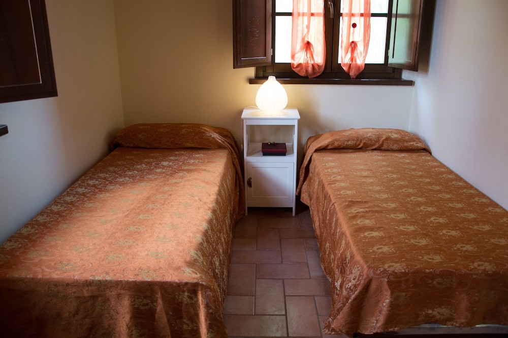Room in Holiday House - Apartment in Farmhouse view 3