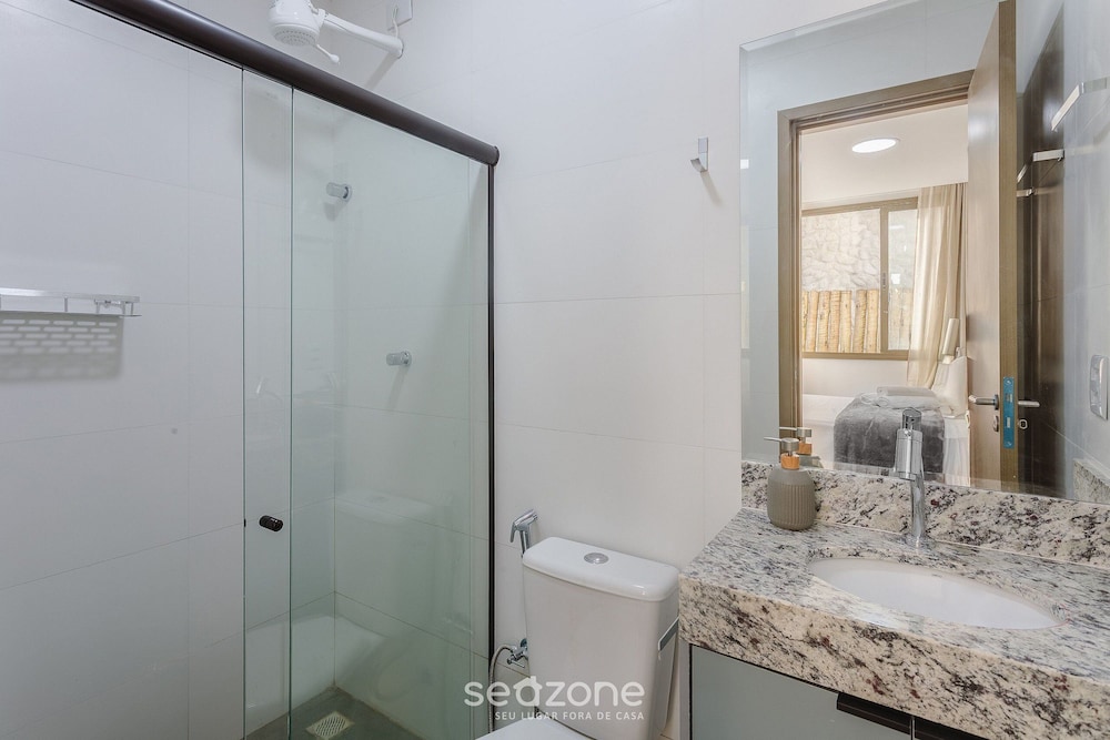 Modern and Sophisticated Apartments Near the Beach in Marau VLL