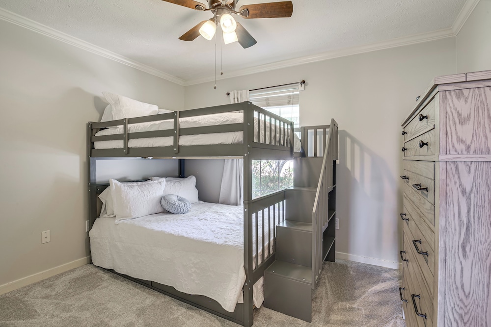 Updated Retreat w/ Outdoor Space in Flowood!