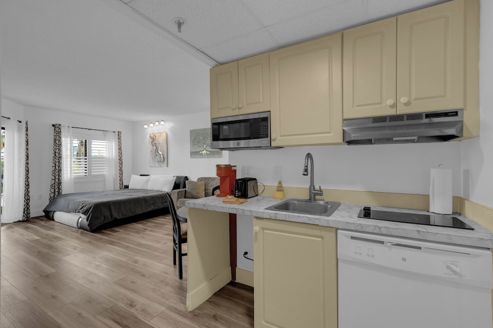 Premium Condos near Universal Studios
