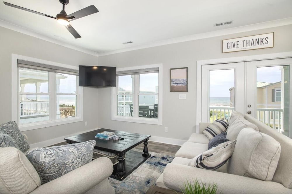 Forever Blue 6 Bedroom Home
