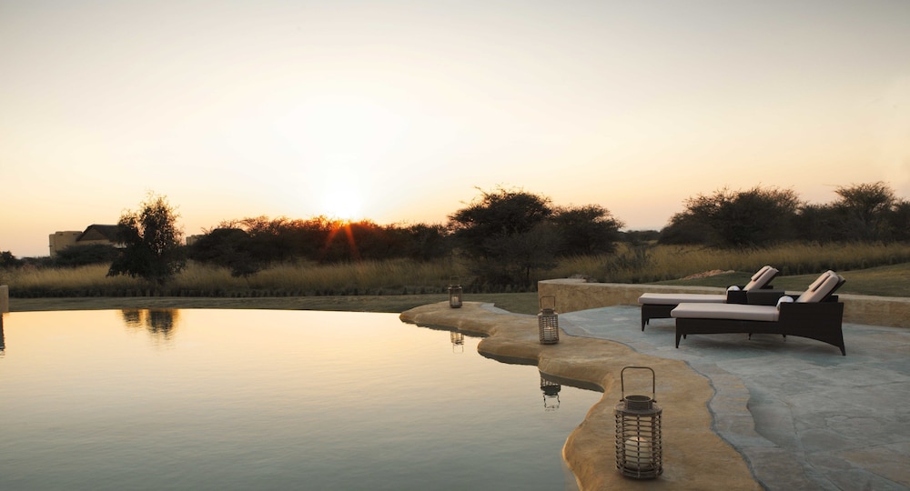 Anantara Al Sahel Villa Resort