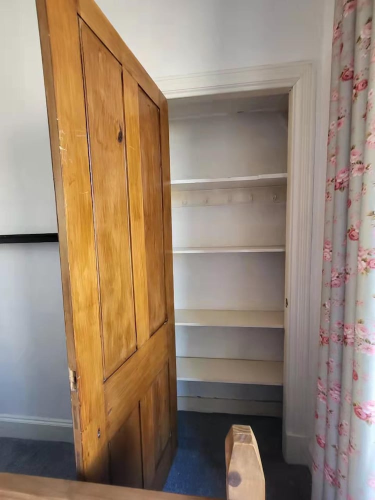 Central Location, Free Parking, Enhanced Cleaning view 3