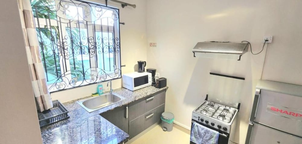 Mauritouritaly