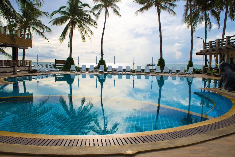 Phangan Bayshore Resort