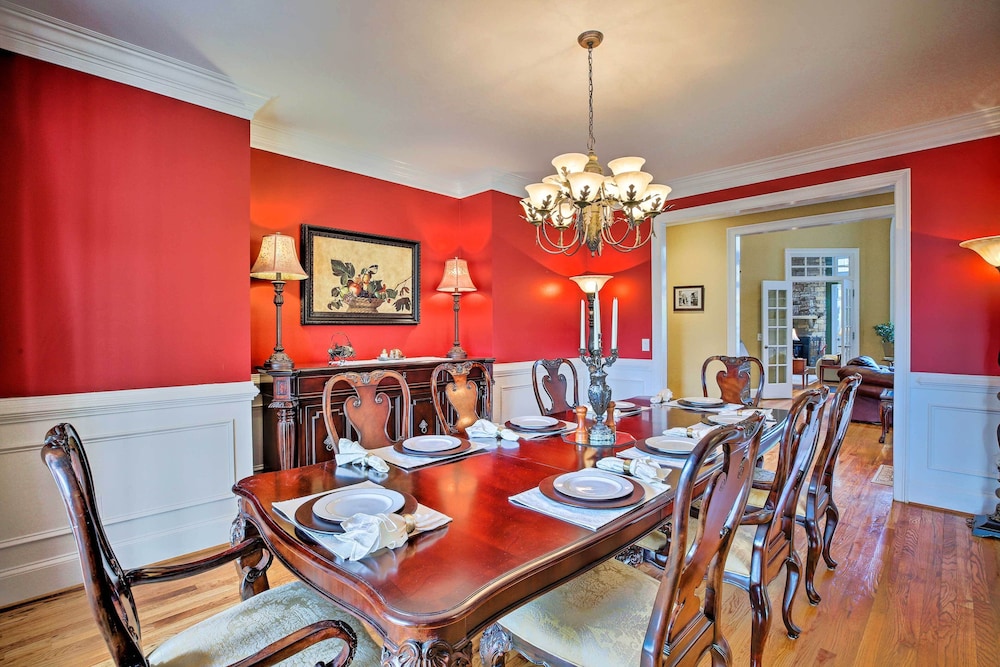 Secluded Acworth Mansion w/ Pool + Game Room!