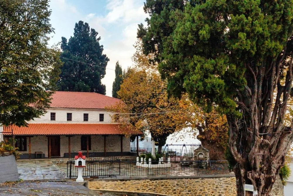 Hara s House Pelion