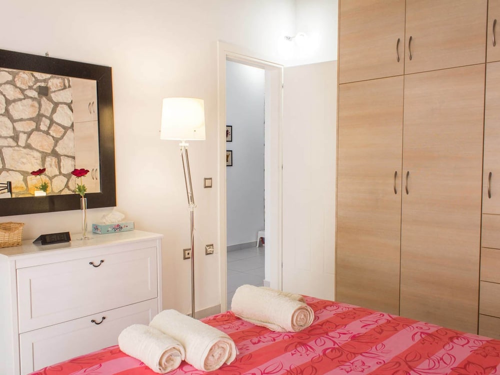 Welcoming Villa near Sea in Agrilia view 5