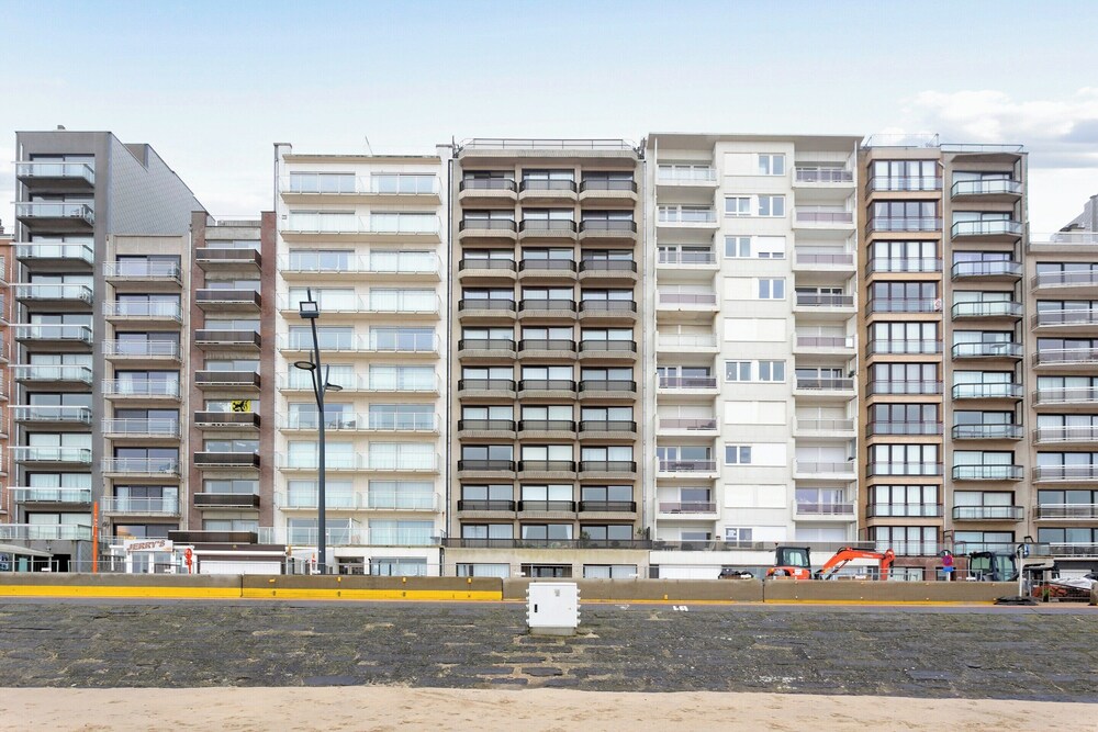 Apartment With Terrace for 5 People