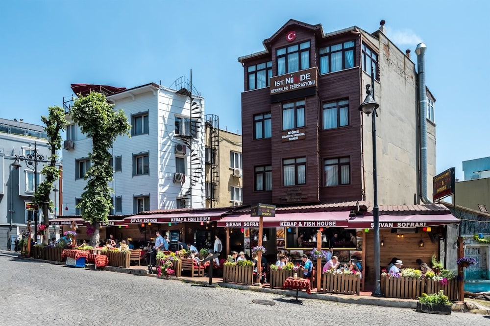 Rose Bouquets Otel - Image 24