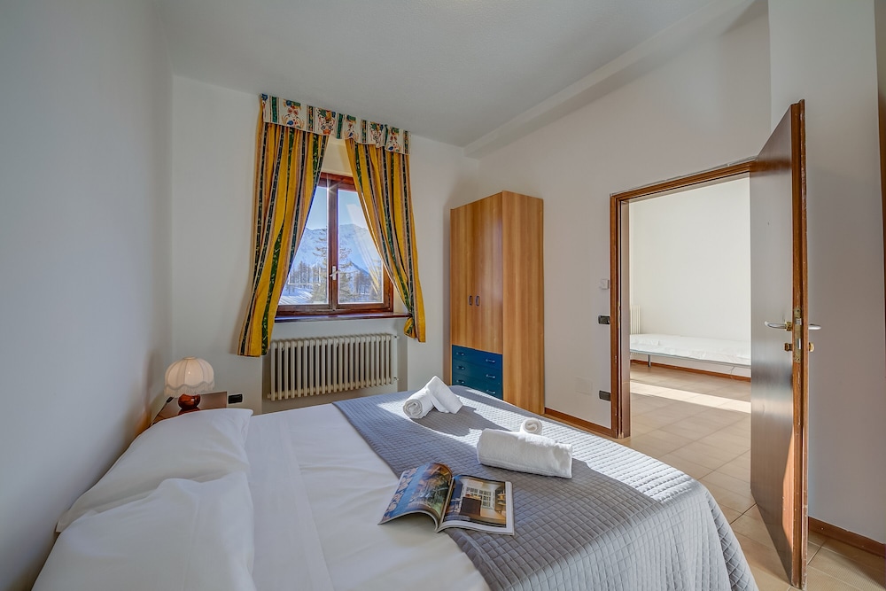 Belvedere Apartments A40 view 5