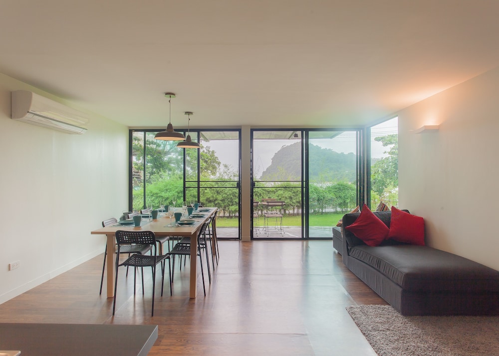 Bamboo Garden House