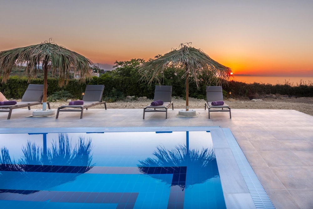 Villa Chrysalida Peaceful Home With Scenic Views view 2