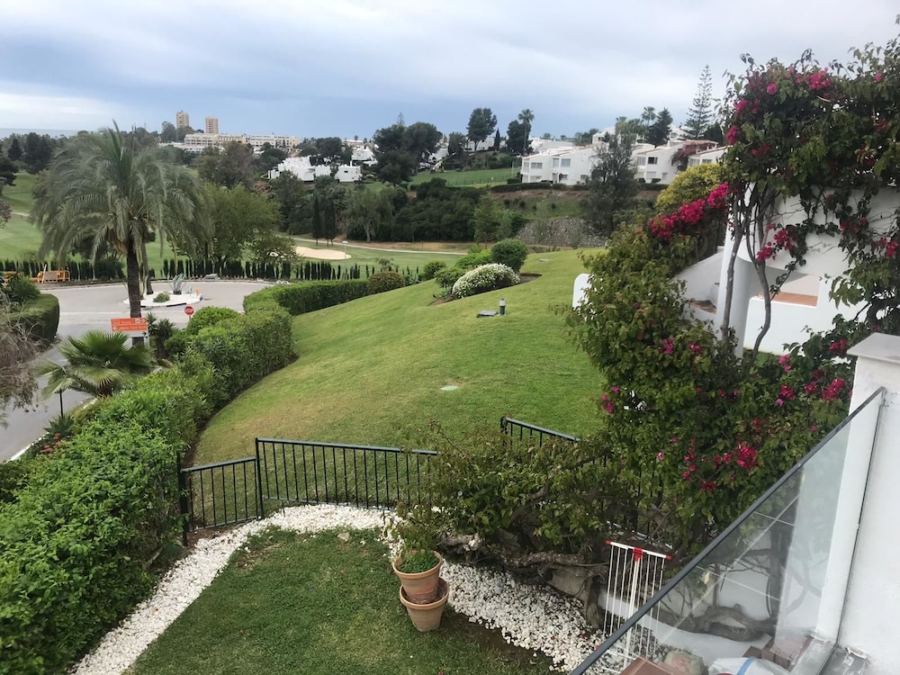 Amazing & Luxurious Golf, Sea, Mountain, Lake view villa Porto Banus