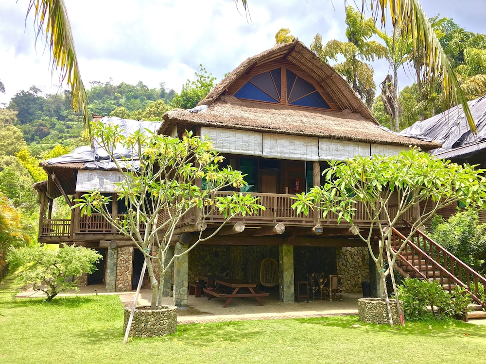 The Waterway Villa