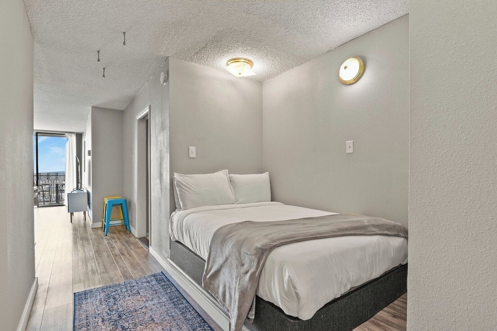 Sky High Studio in Downtown Denver