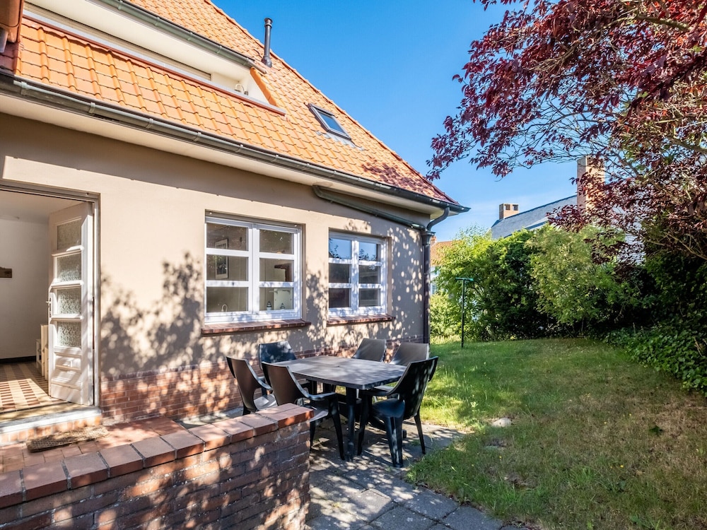 Apartment in Koksijde With Terrace & Garden