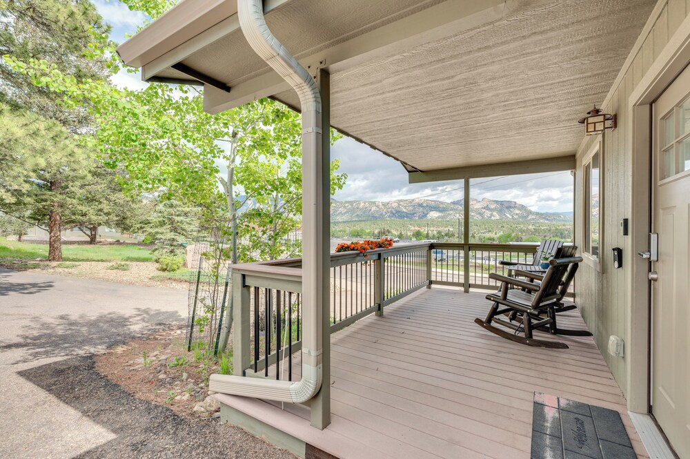 1 Mi to Dtwn Estes Park: Mtn-view Haven!