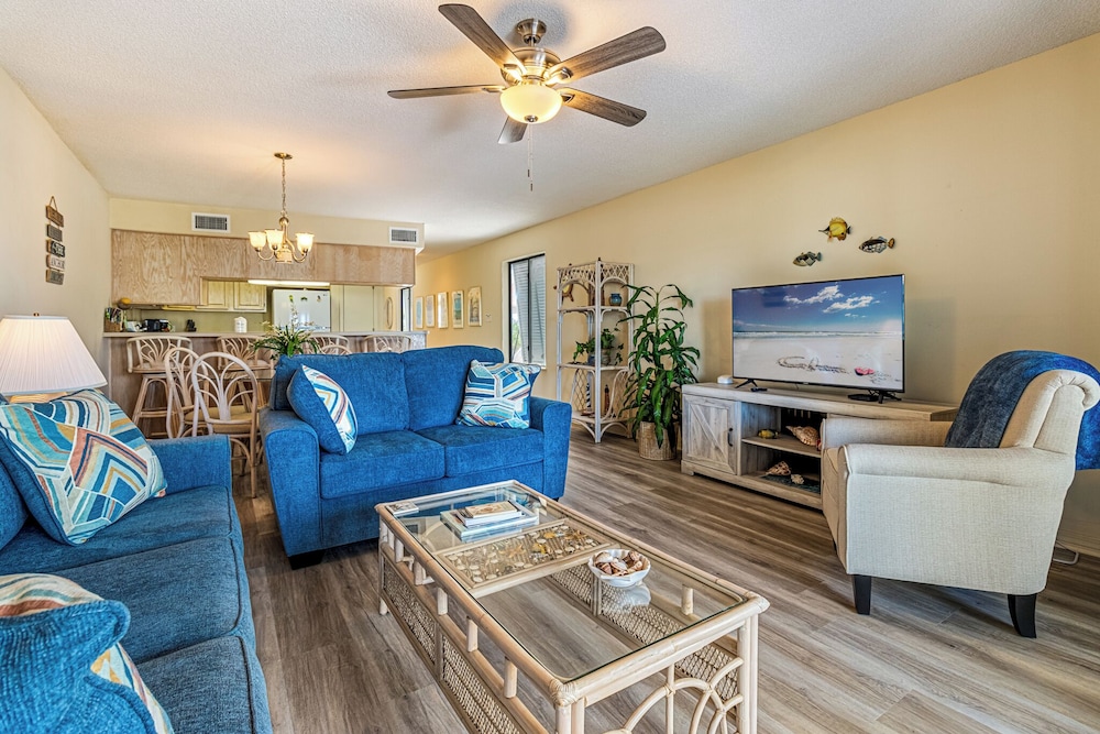 Salty Dog by Southern Vacation Rentals