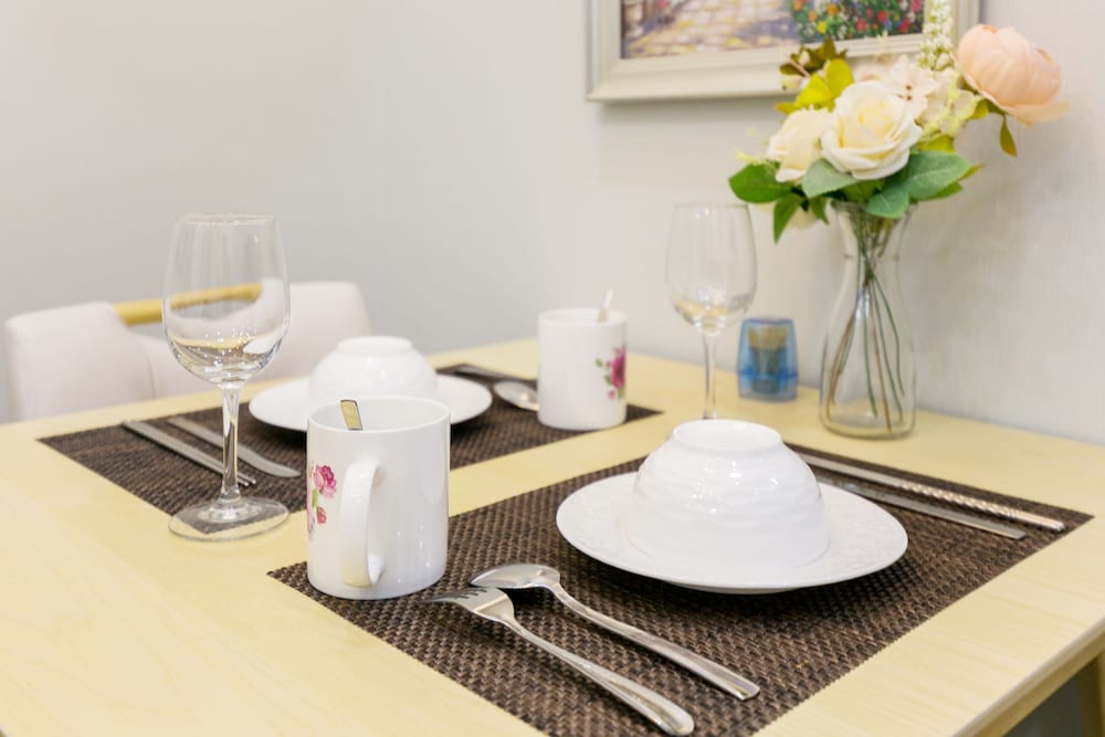 Jennifer House - Millenium Apartment