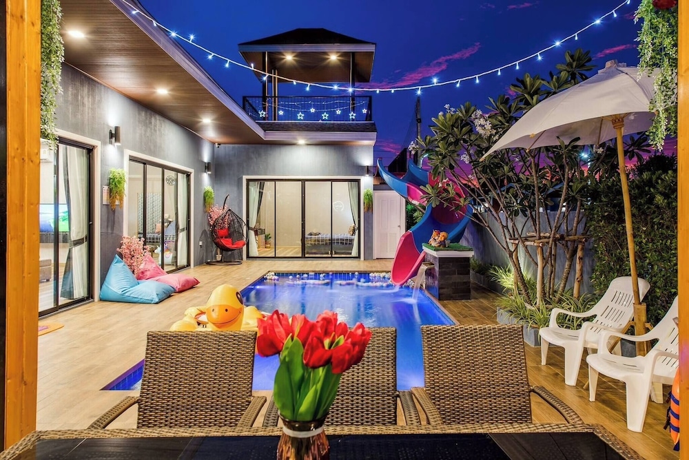 Sky Blue Private Pool Villa, Near Cham Am Beach
