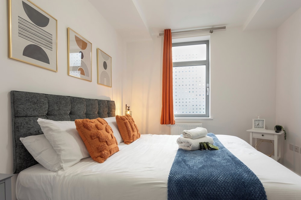 The Albany Sleeps 2 With Wifi