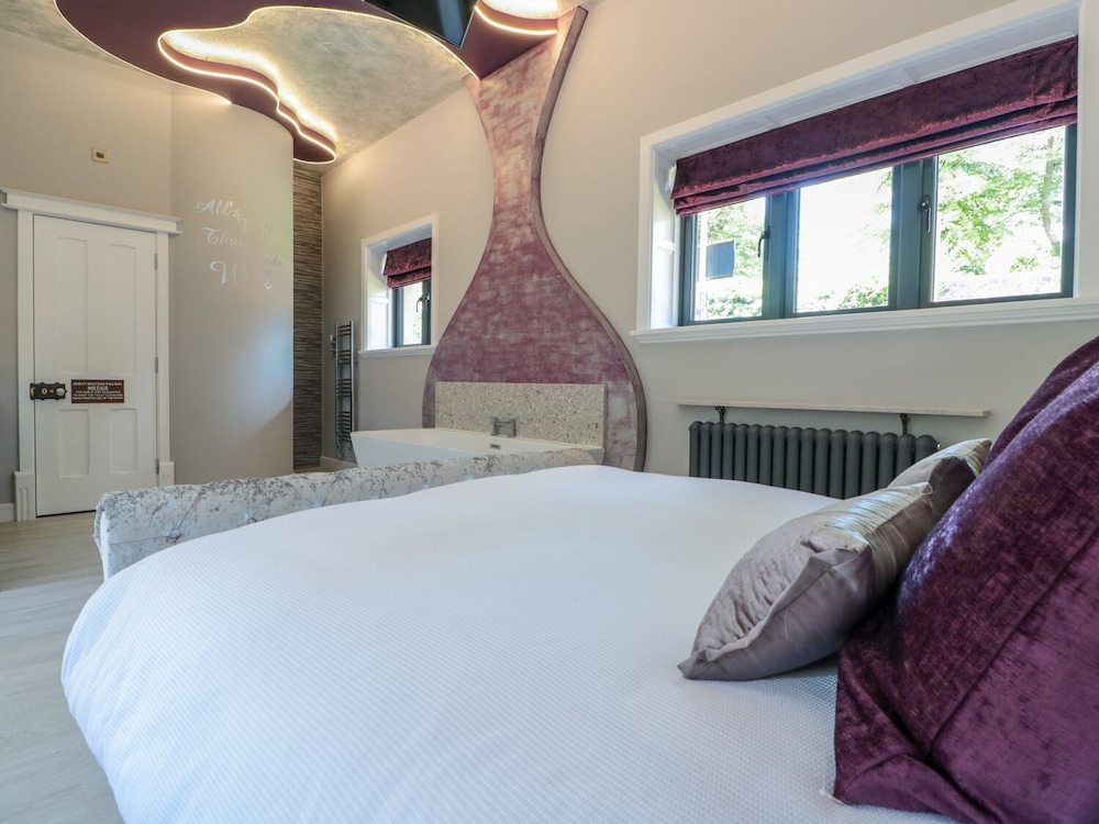 Sleepers Suite view 3