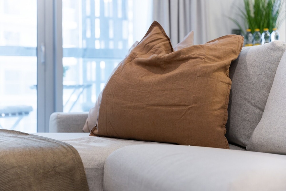 Modern Aesthetic 2-bedroom in Dubai Marina