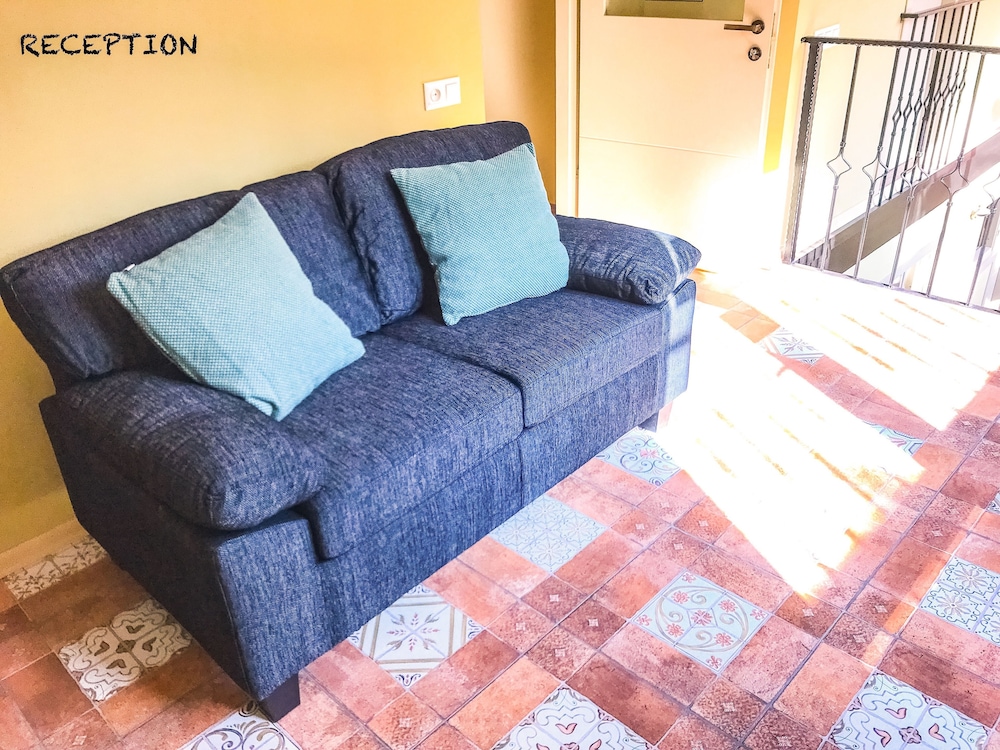 Red Fox Guesthouse