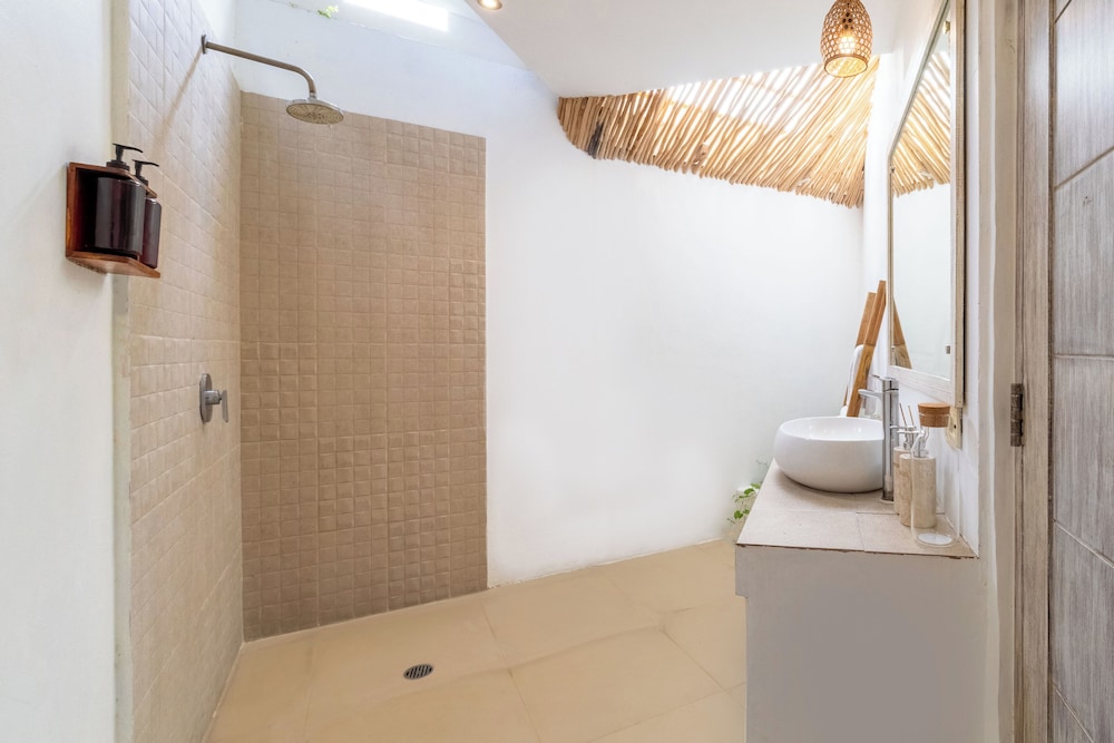 Villa Cocodrilos 2 by Pertama Management