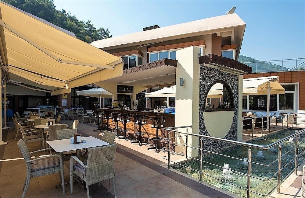 Balcova Termal Otel - Image 38