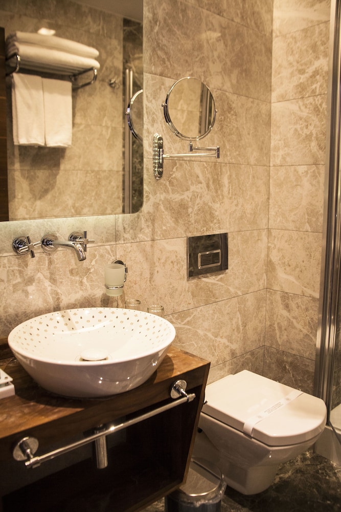 Old Port Otel - Image 65