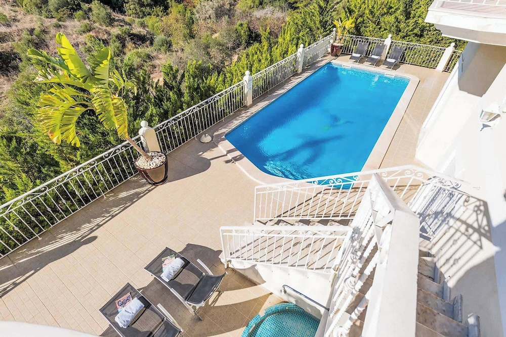 Villa Encosta do Sol