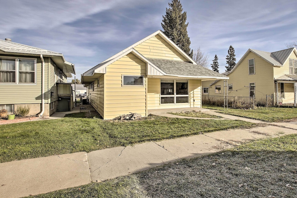 Sheridan Getaway Near Dtwn, Fishing + Hiking!