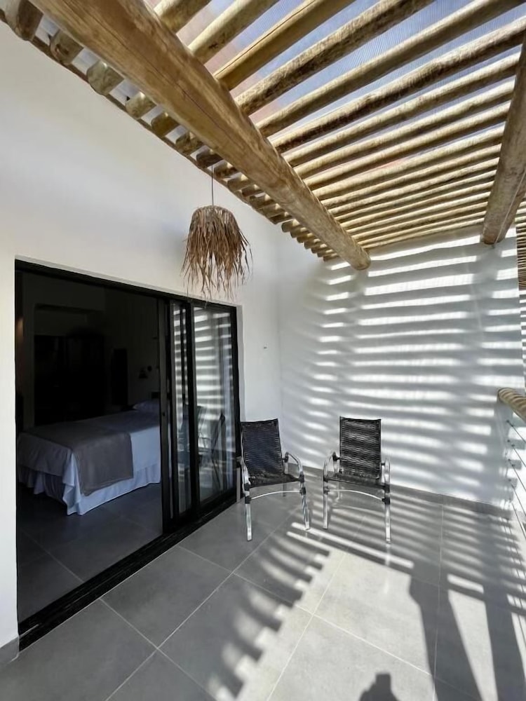 Santomar Guest House