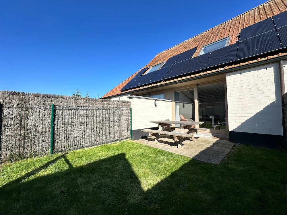 Holiday Home in Koksijde Near Sandy Beaches
