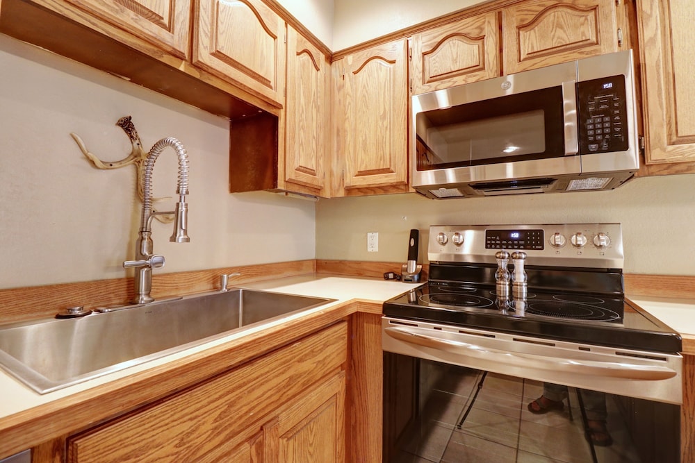 SkyRun Copper Mountain Resort Vacation Lodging