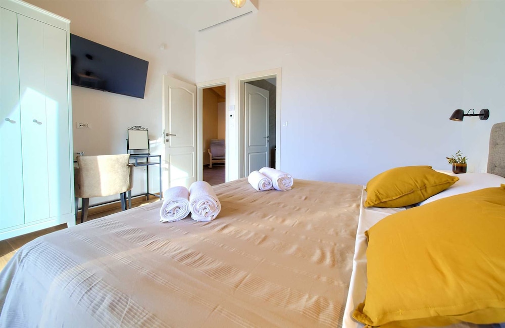 Villa Beachfront With 4 Bedrooms and 3 5 Bathrooms