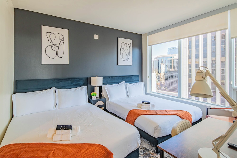 ROVE LIVING/KL - 44 Monroe
