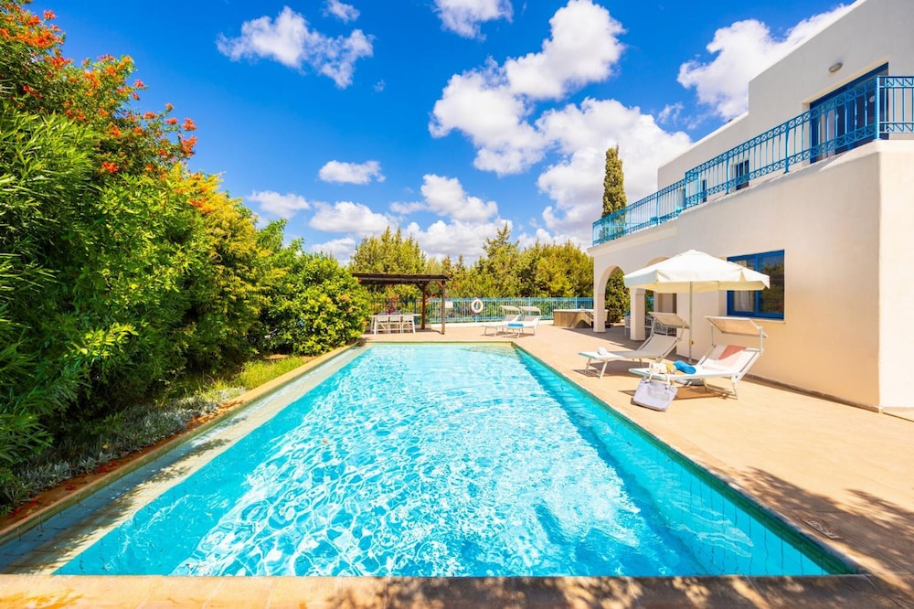 Villa Poseidonas in Peyia